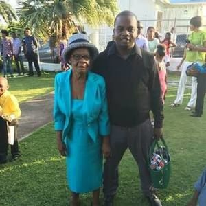 Meet your Posher, Natalie